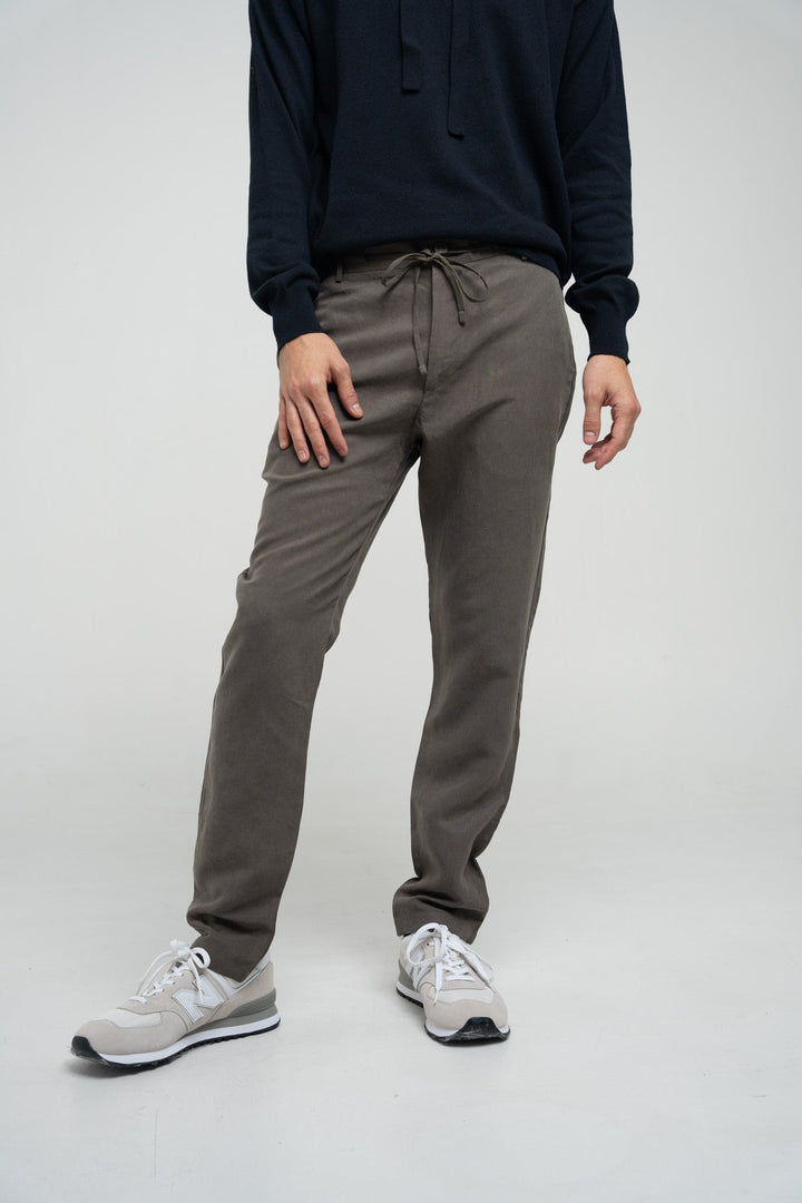 The Tencel-Linen Summer Pants