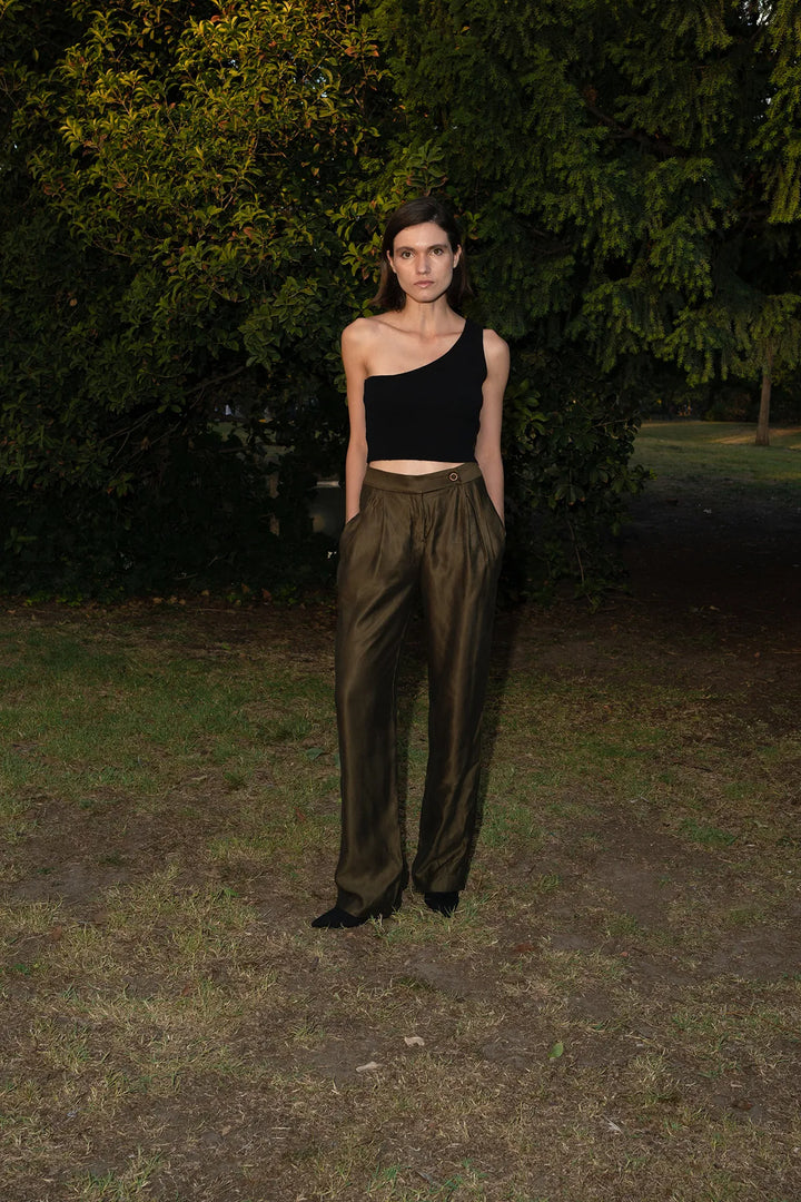 The Wide-Cut Tencel Pants